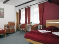 Hotel U Karla, Praha-UhÅÃ­nÄves
